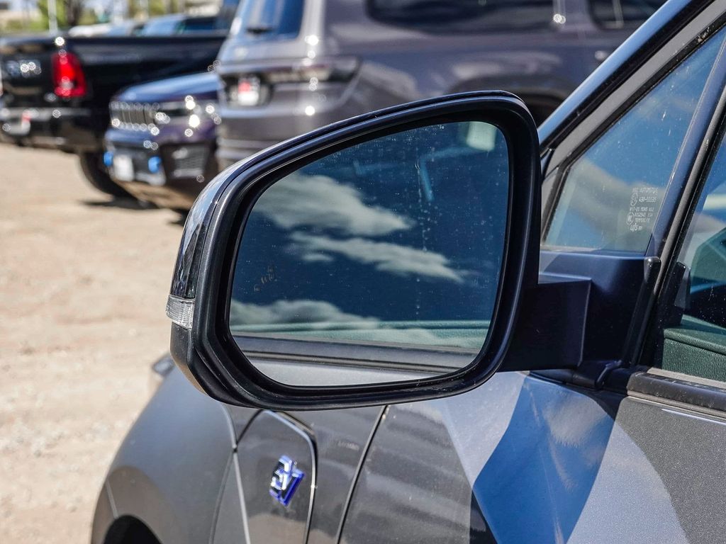 Thumbnail: 2023 Subaru Solterra - 7