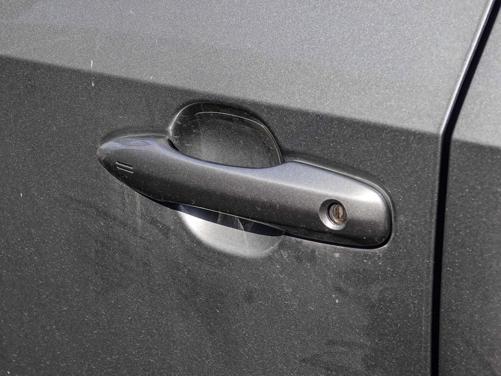 Thumbnail: 2023 Subaru Solterra - 18