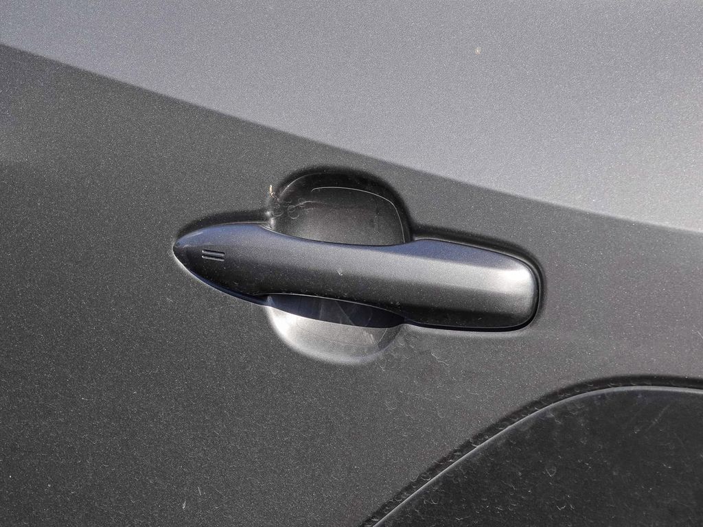 Thumbnail: 2023 Subaru Solterra - 17