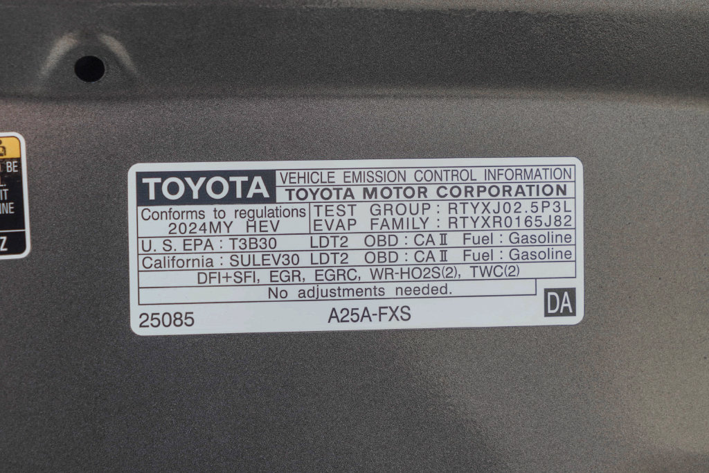 Thumbnail: 2024 Toyota RAV4 - 16