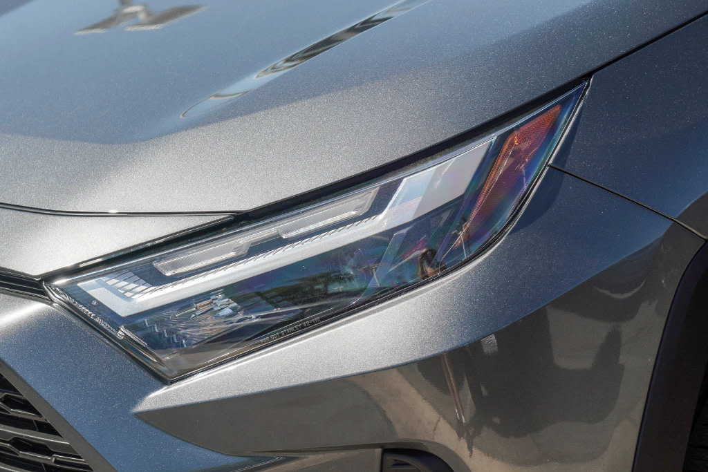 Thumbnail: 2024 Toyota RAV4 - 20