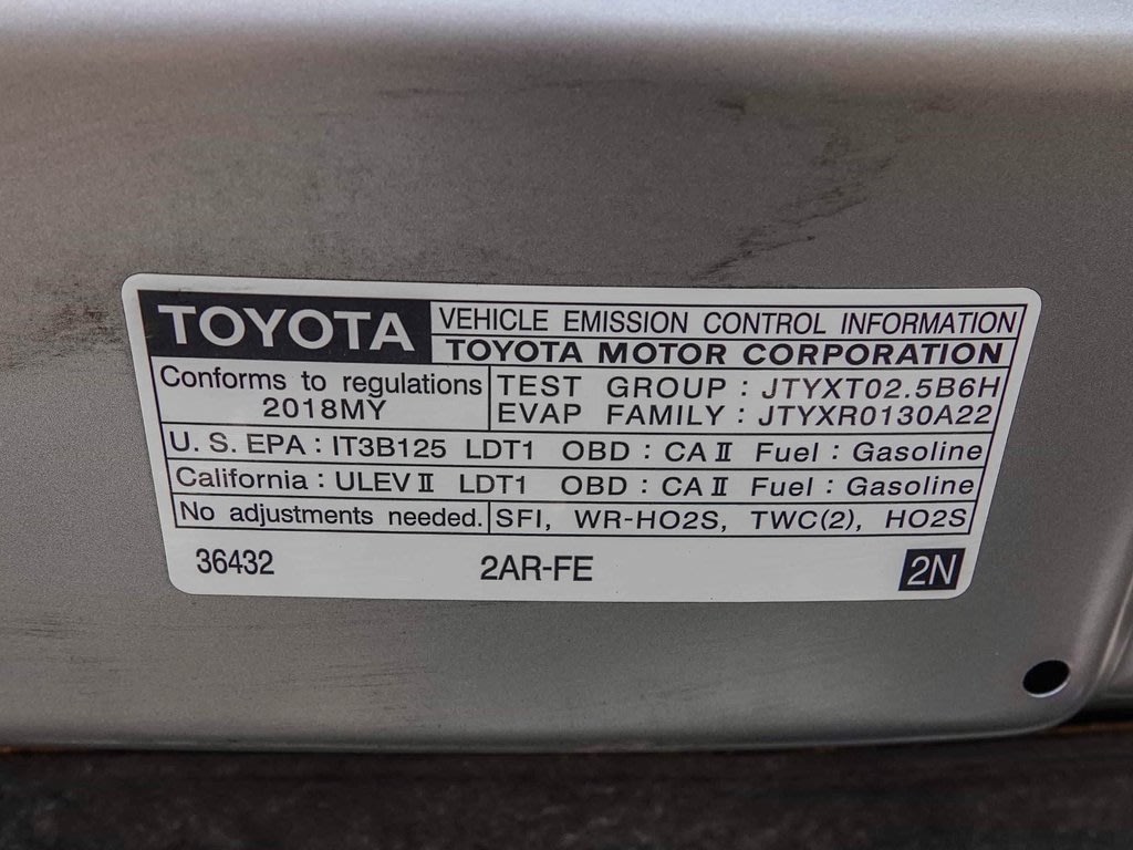 Thumbnail: 2018 Toyota RAV4 - 16