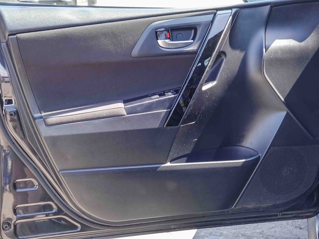 Thumbnail: 2016 Scion iM - 21