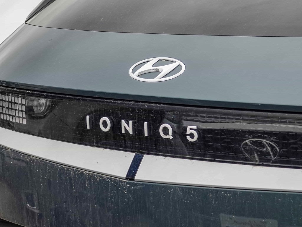 2022 Hyundai Ioniq 5 SE 17