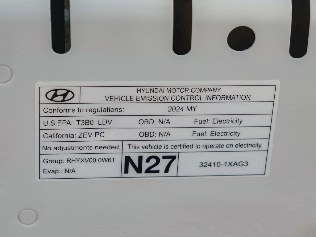 Thumbnail: 2024 Hyundai Ioniq 5 - 14