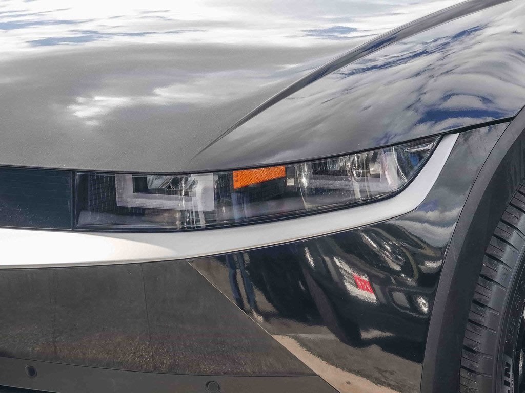 Thumbnail: 2024 Hyundai Ioniq 5 - 18