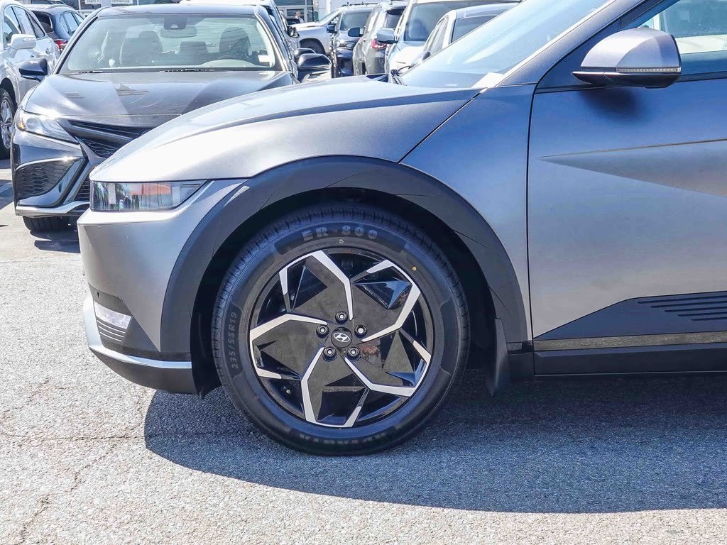 Thumbnail: 2023 Hyundai Ioniq 5 - 7