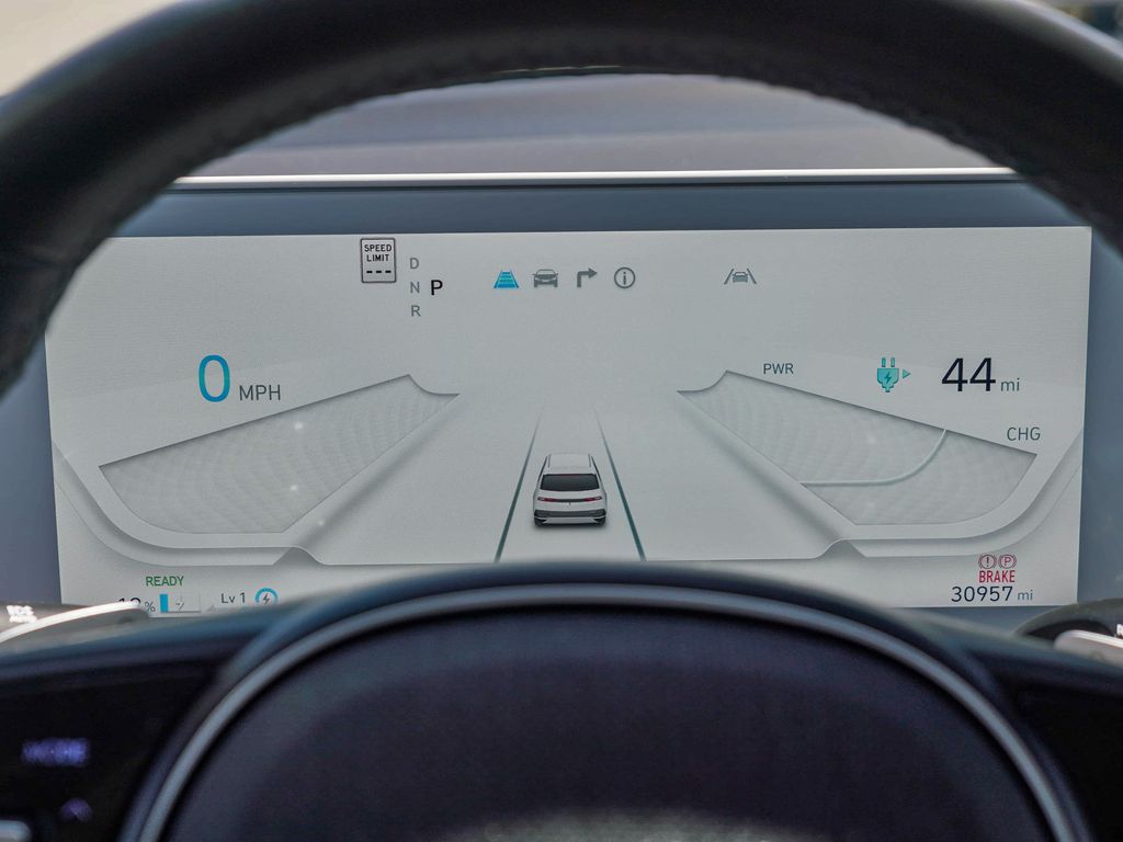Thumbnail: 2024 Hyundai Ioniq 5 - 26