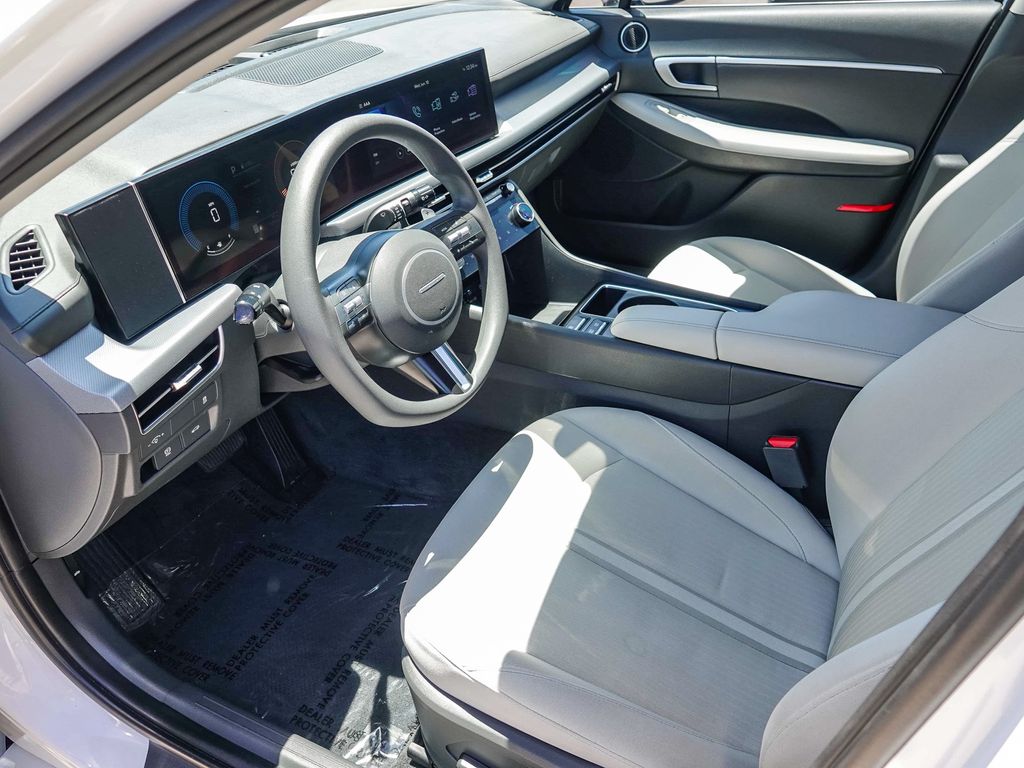 Thumbnail: 2024 Hyundai Sonata - 9