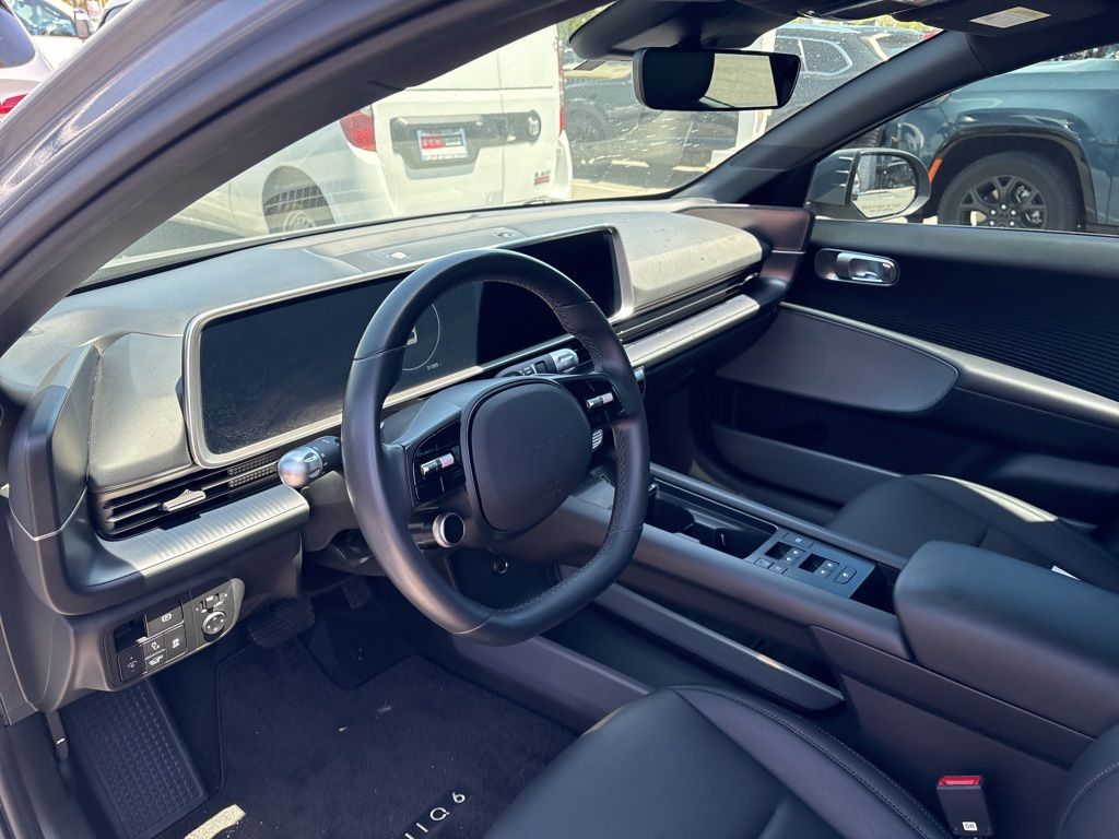 Thumbnail: 2023 Hyundai Ioniq 6 - 2
