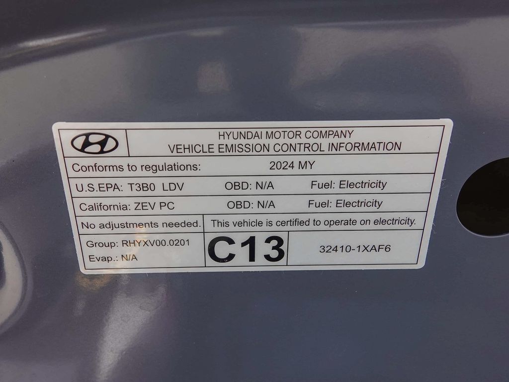 Thumbnail: 2024 Hyundai Ioniq 6 - 13