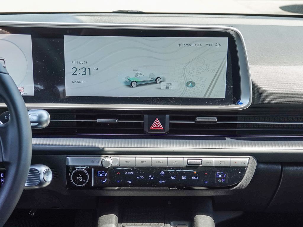 Thumbnail: 2024 Hyundai Ioniq 6 - 11