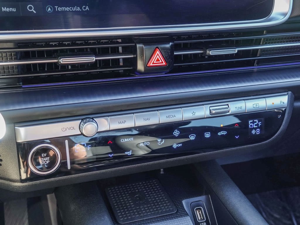 Thumbnail: 2023 Hyundai Ioniq 6 - 25