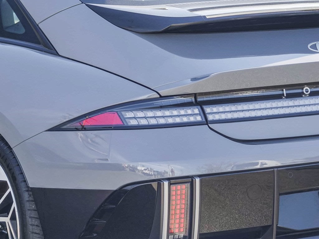 Thumbnail: 2023 Hyundai Ioniq 6 - 5