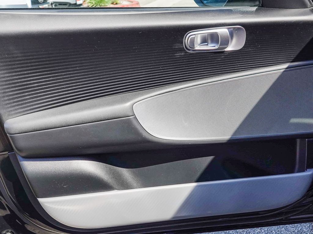 Thumbnail: 2024 Hyundai Ioniq 6 - 23