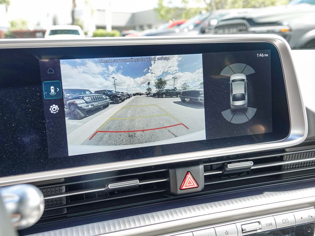 Thumbnail: 2023 Hyundai Ioniq 6 - 26