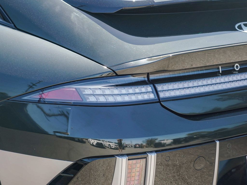 Thumbnail: 2023 Hyundai Ioniq 6 - 5