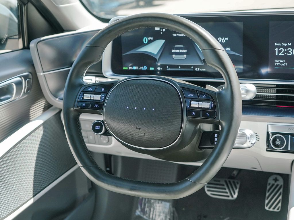 Thumbnail: 2023 Hyundai Ioniq 6 - 8