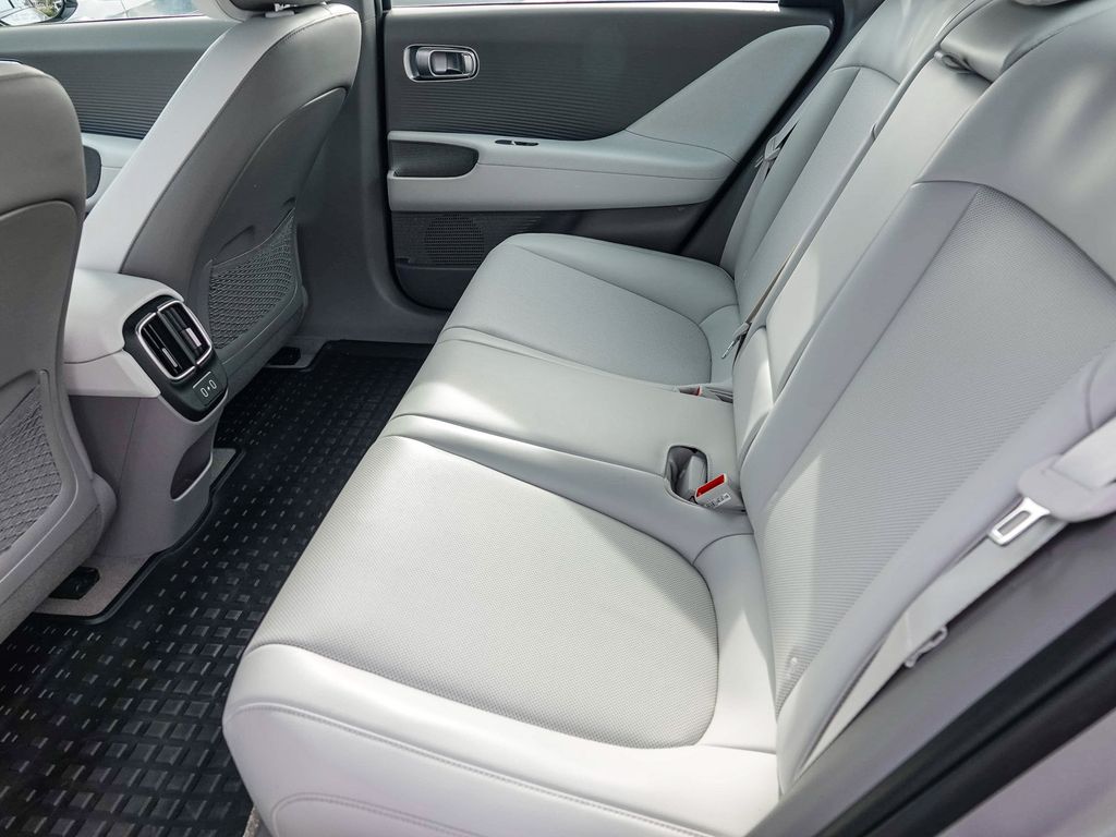 Thumbnail: 2024 Hyundai Ioniq 6 - 10