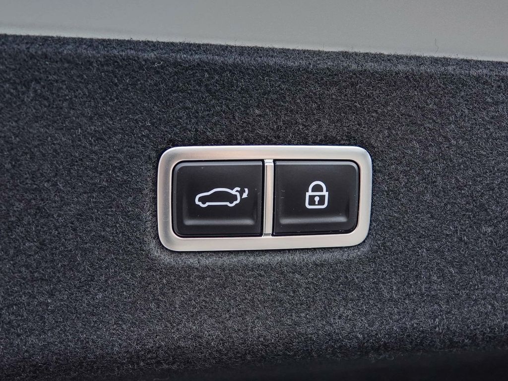 Thumbnail: 2024 Hyundai Ioniq 6 - 31