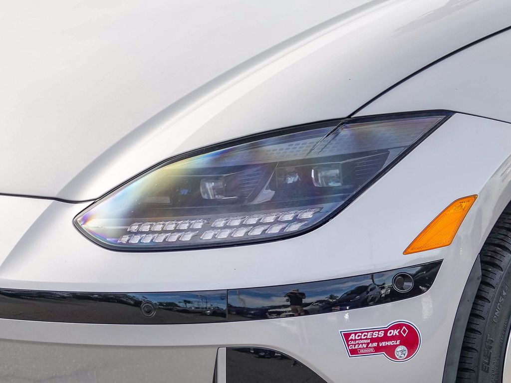 Thumbnail: 2024 Hyundai Ioniq 6 - 19