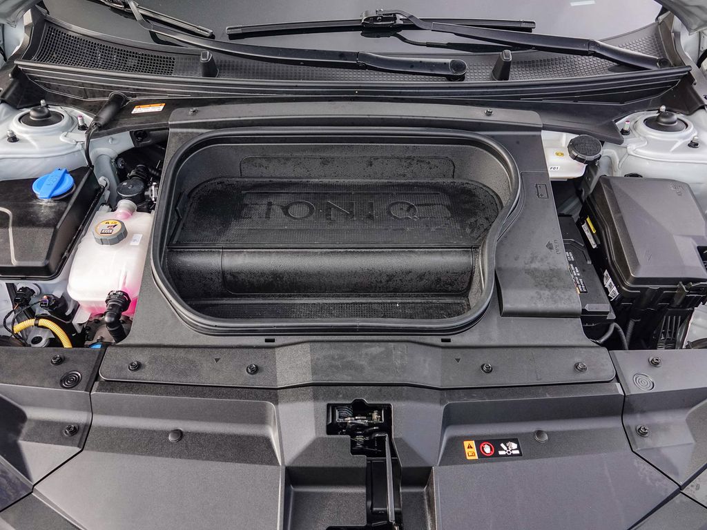 Thumbnail: 2024 Hyundai Ioniq 6 - 6