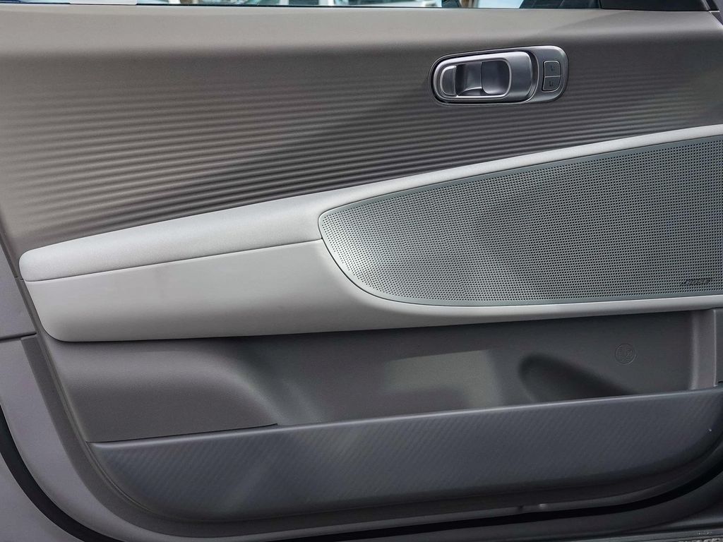 Thumbnail: 2024 Hyundai Ioniq 6 - 23