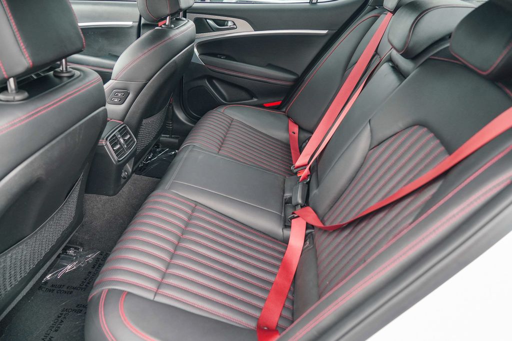 Thumbnail: 2023 Genesis G70 - 10