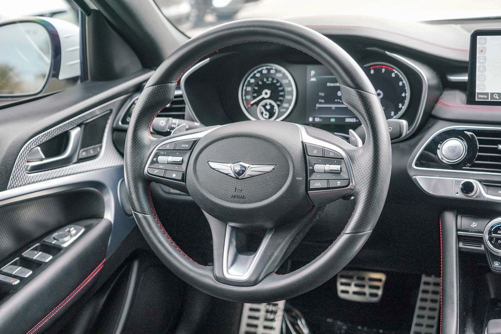 Thumbnail: 2023 Genesis G70 - 7
