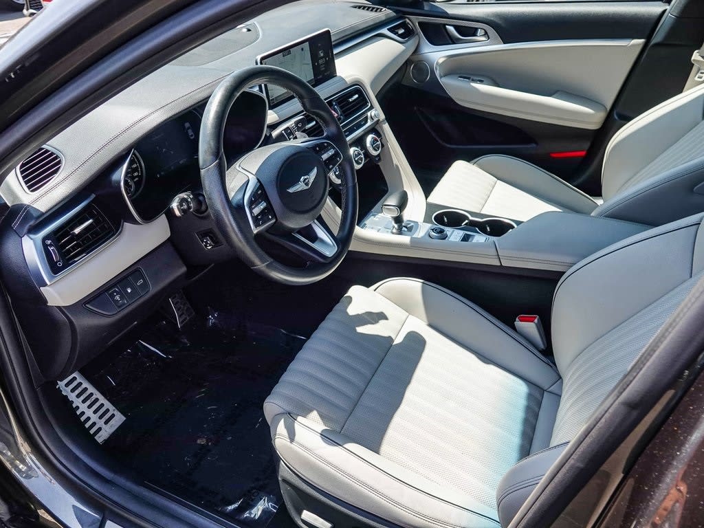 Thumbnail: 2023 Genesis G70 - 10