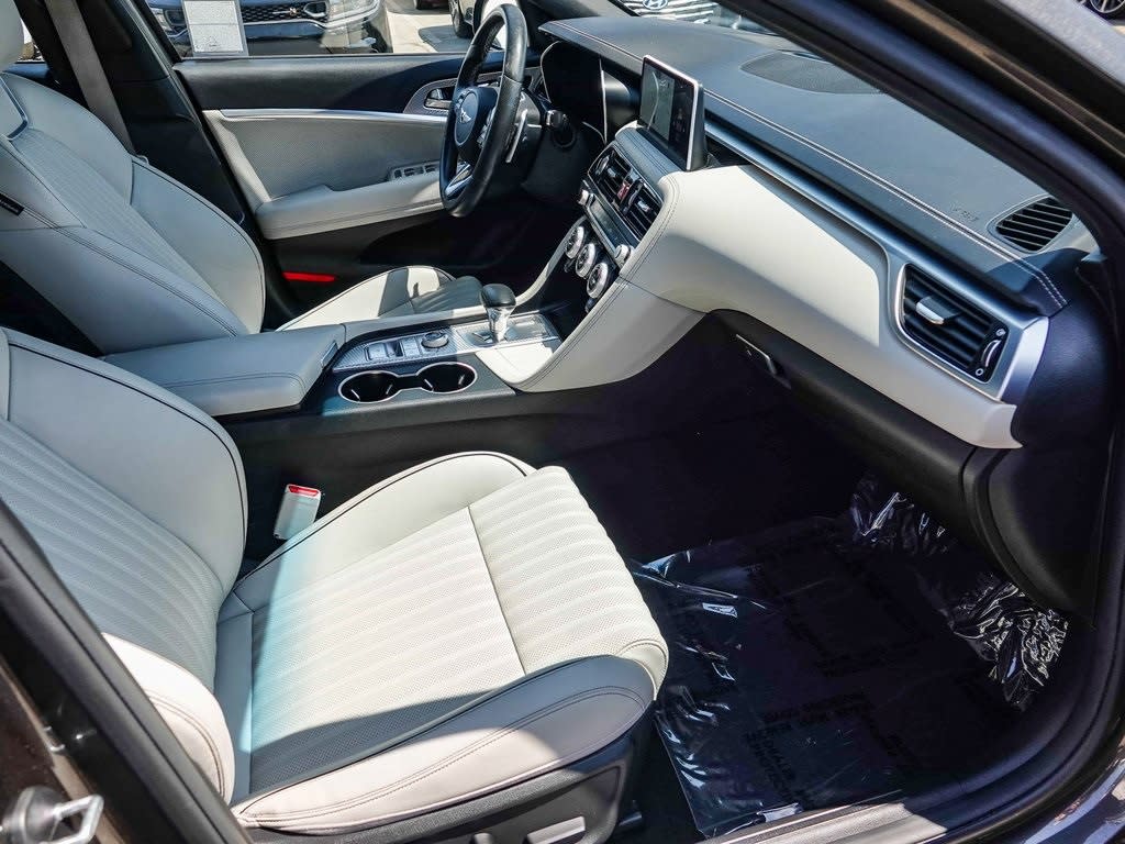 Thumbnail: 2023 Genesis G70 - 9