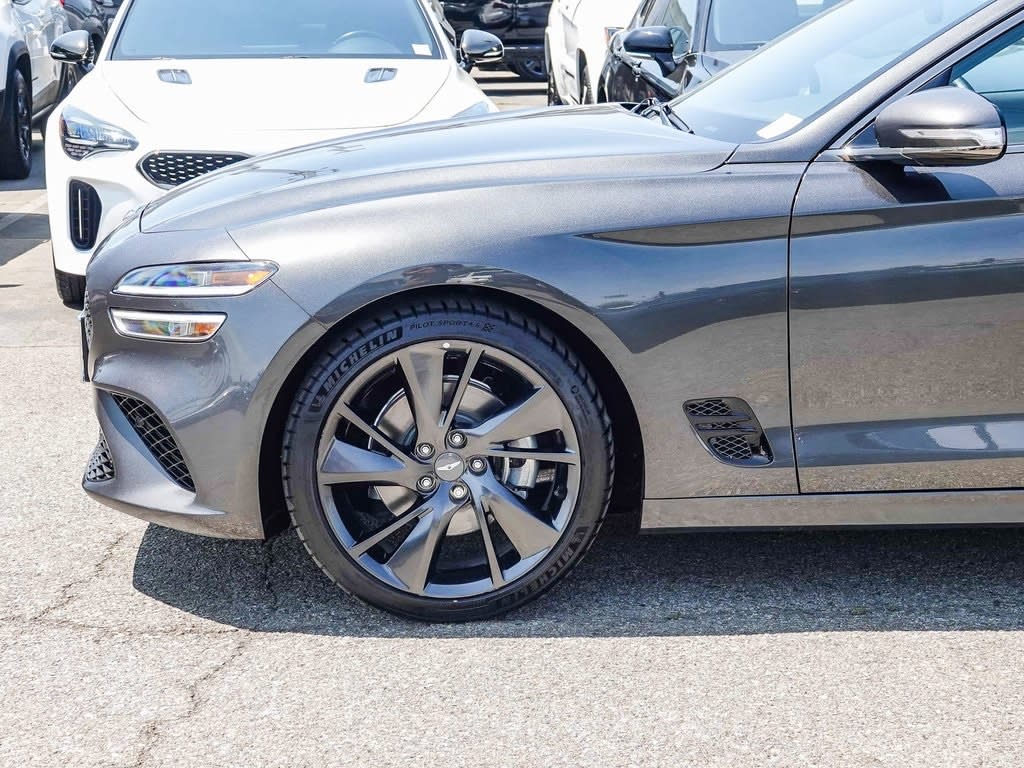 Thumbnail: 2023 Genesis G70 - 6
