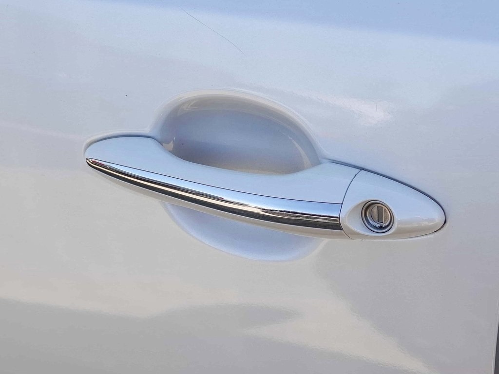 Thumbnail: 2015 Kia Optima - 19
