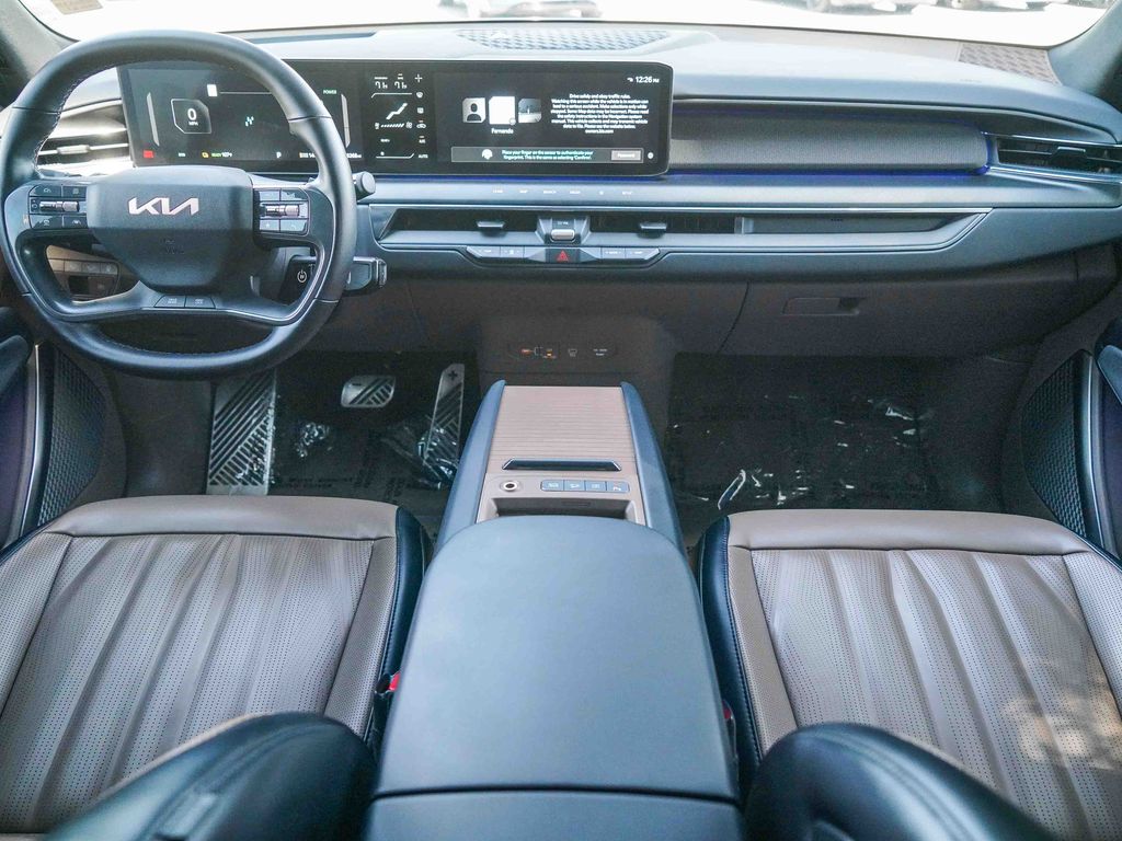 Thumbnail: 2024 Kia EV9 - 2
