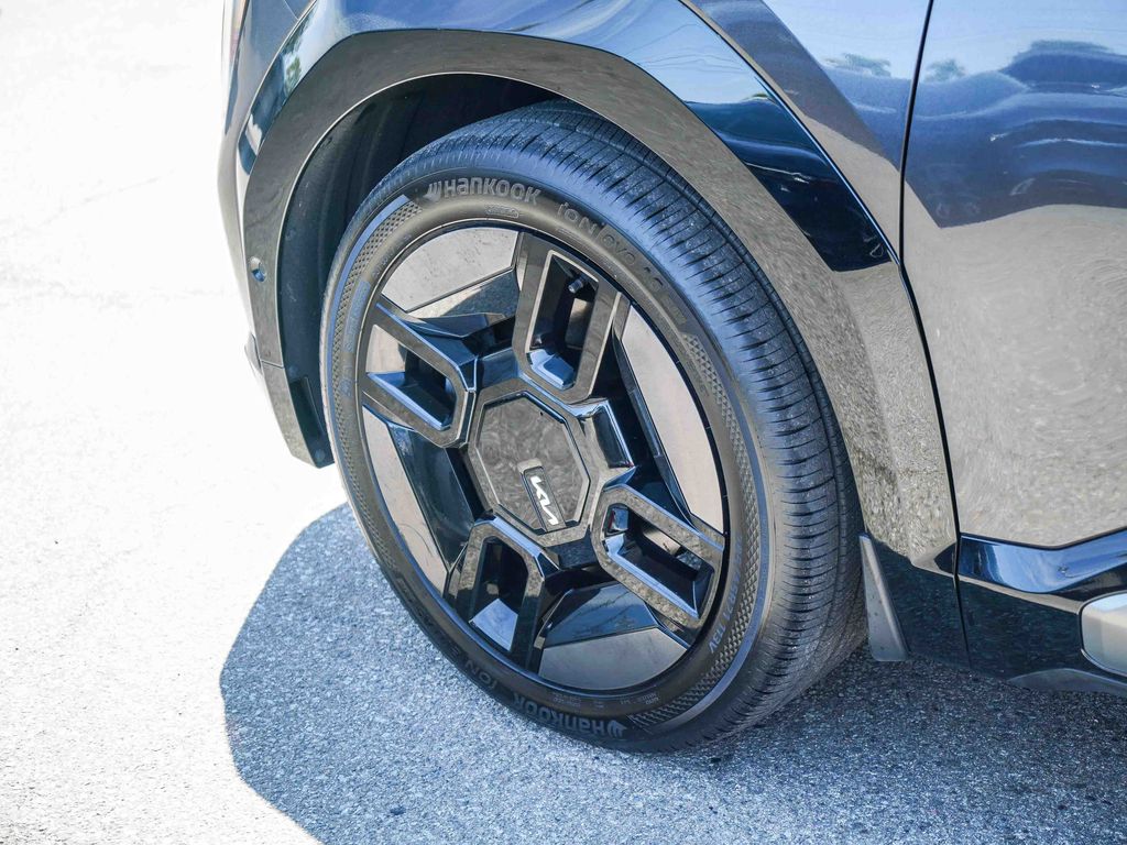 Thumbnail: 2024 Kia EV9 - 6