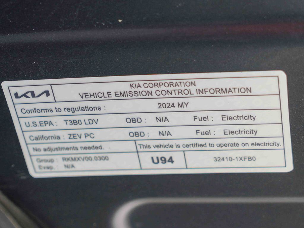 Thumbnail: 2024 Kia EV9 - 13