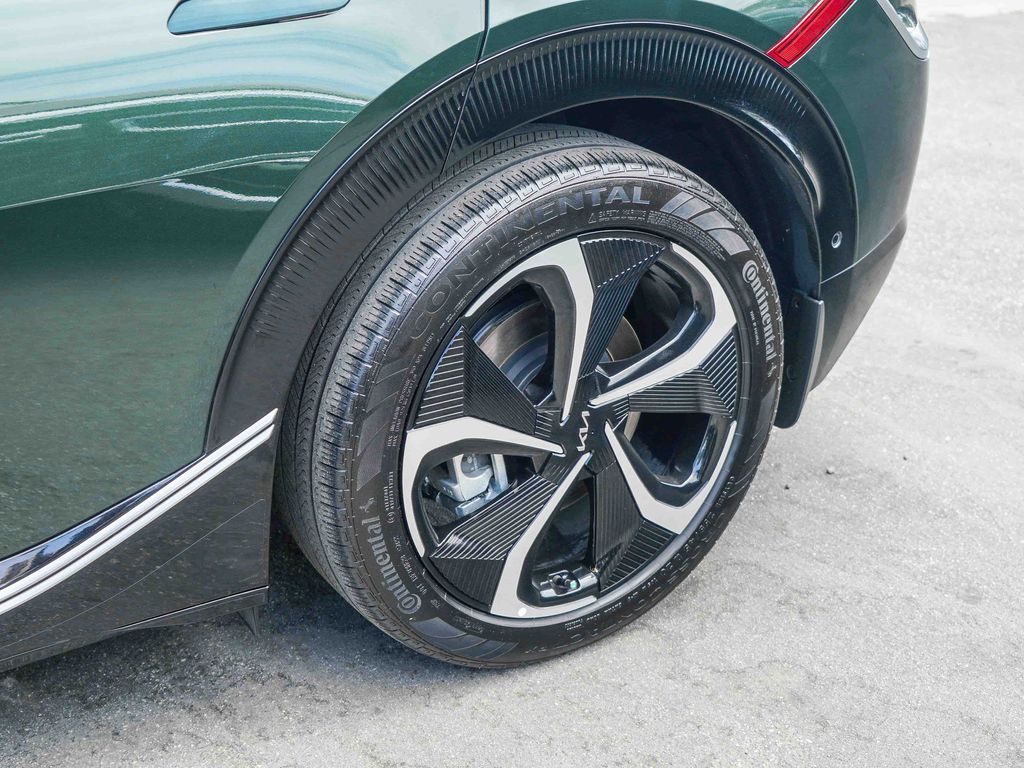 Thumbnail: 2023 Kia EV6 - 20