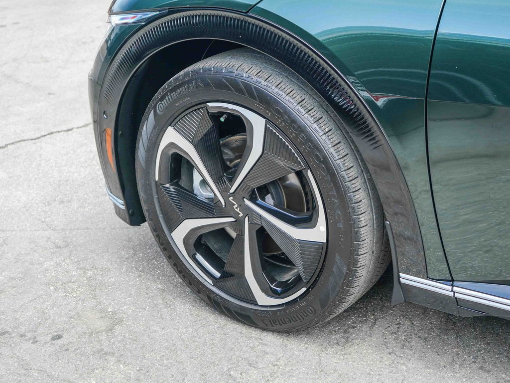 Thumbnail: 2023 Kia EV6 - 6