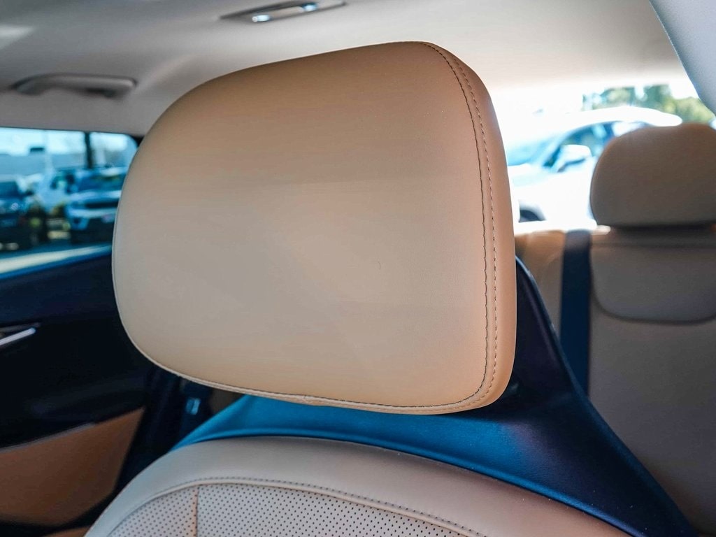 Thumbnail: 2023 Kia EV6 - 20