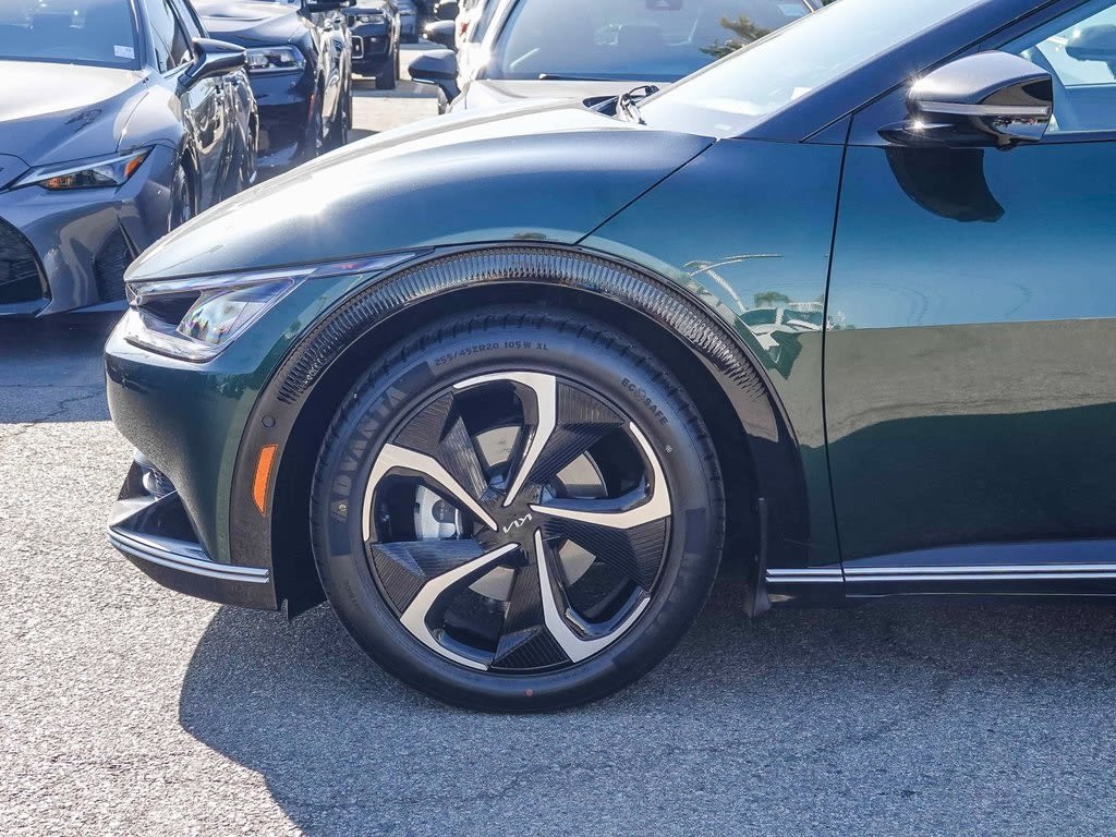 Thumbnail: 2023 Kia EV6 - 6