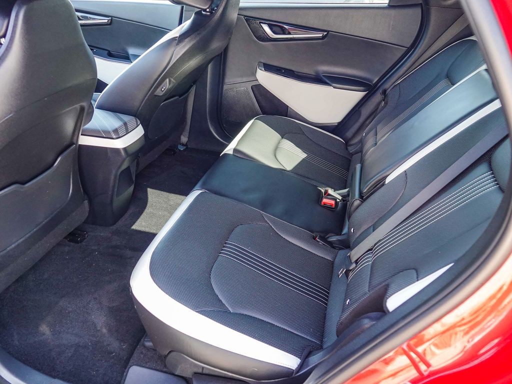 Thumbnail: 2023 Kia EV6 - 11