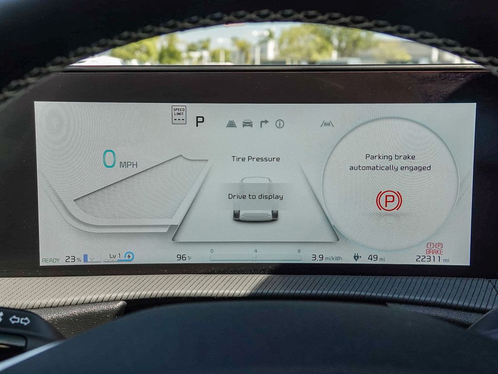 Thumbnail: 2023 Kia EV6 - 26