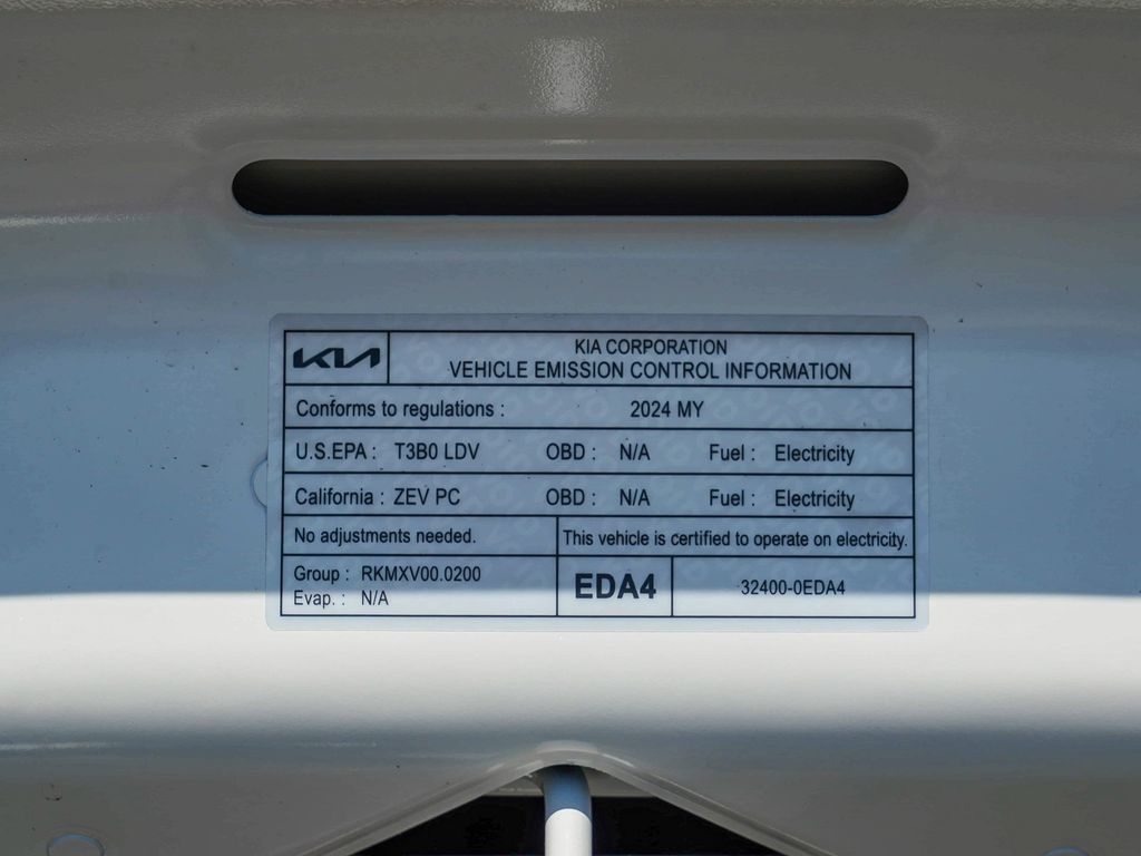 Thumbnail: 2024 Kia Niro - 16