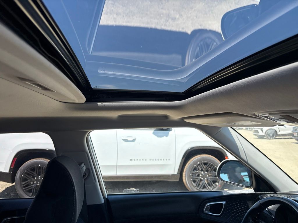 Thumbnail: 2022 Kia Soul - 9