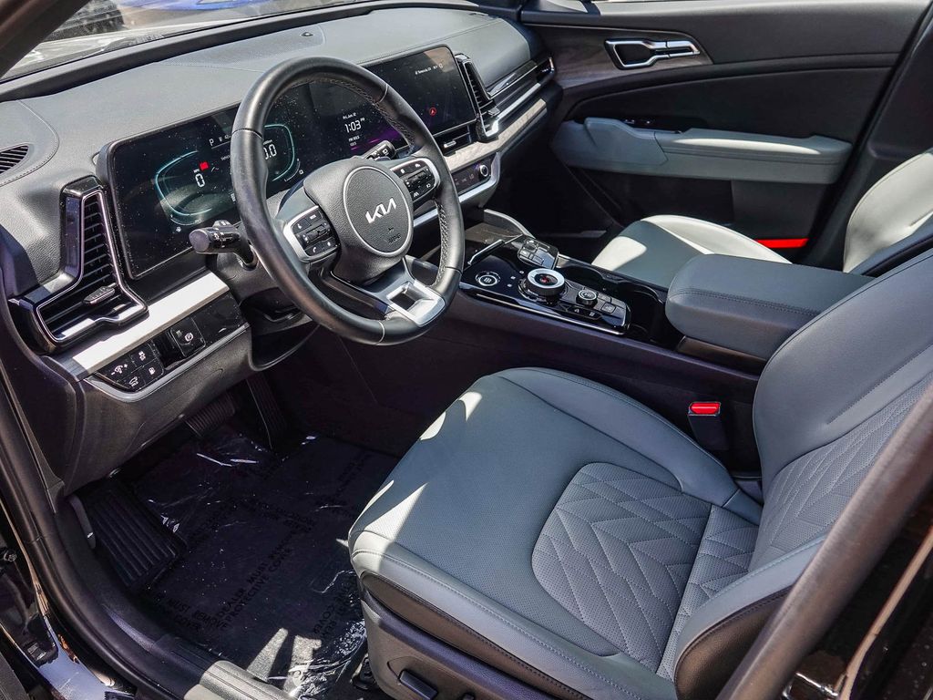 Thumbnail: 2025 Kia Sportage - 10