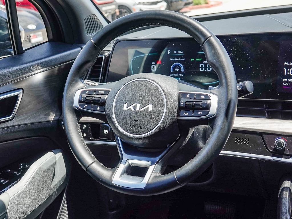 Thumbnail: 2025 Kia Sportage - 8