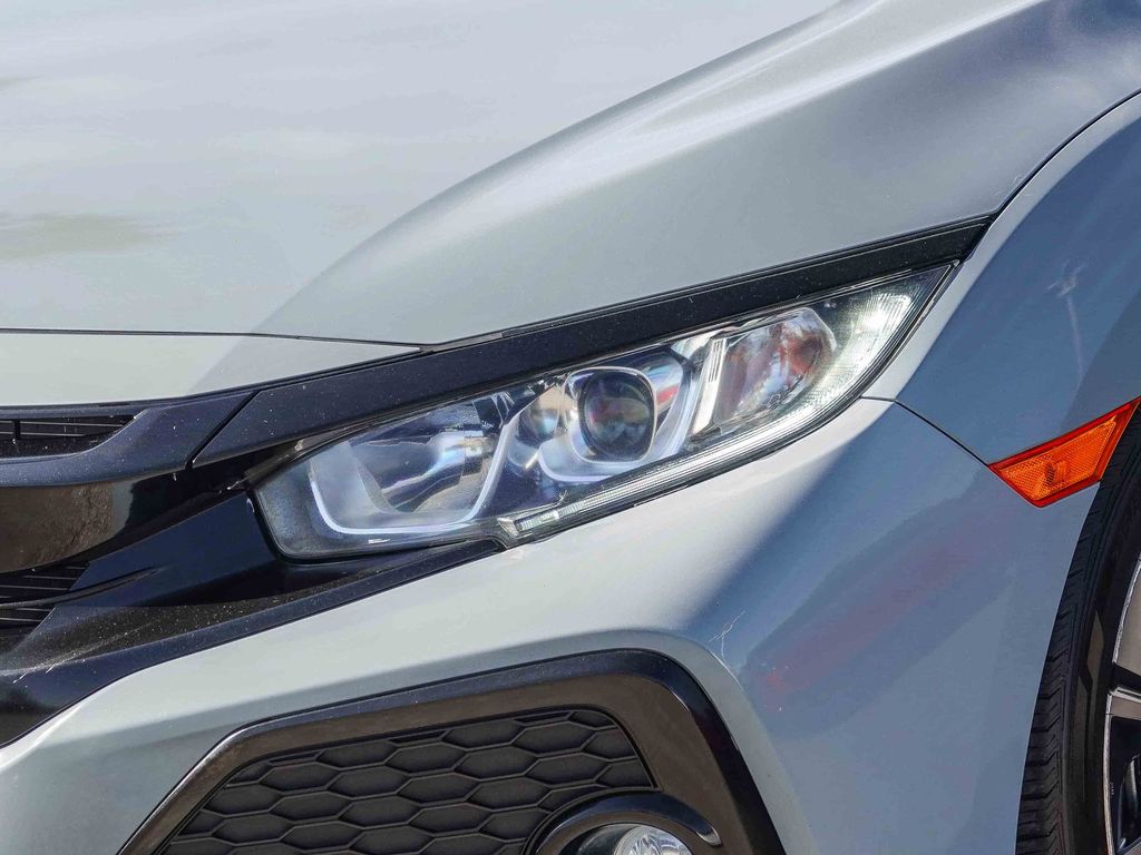 Thumbnail: 2018 Honda Civic - 20