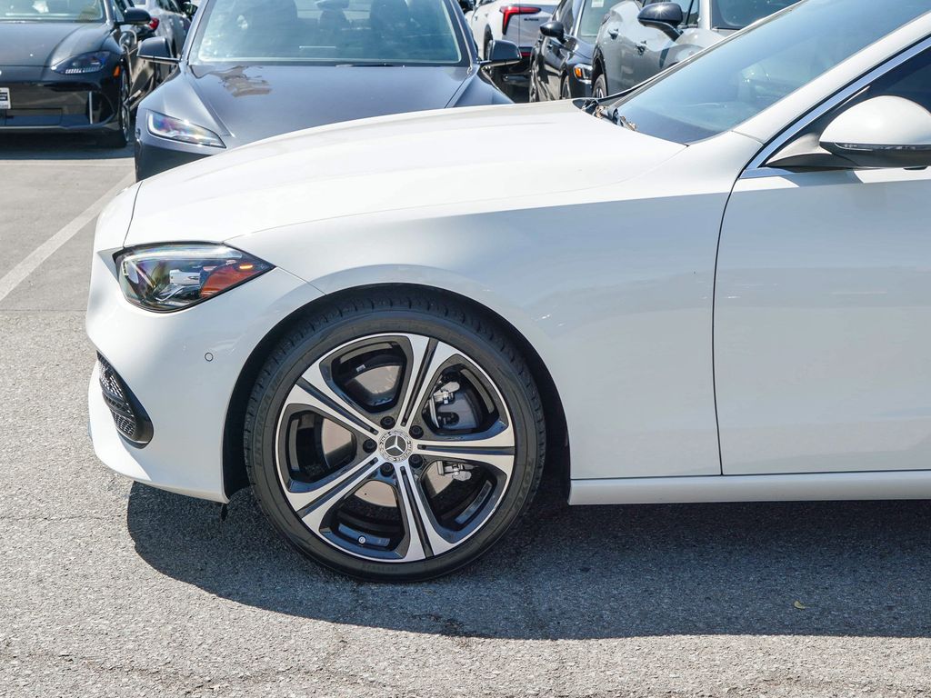 Thumbnail: 2024 Mercedes-Benz C-Class - 6