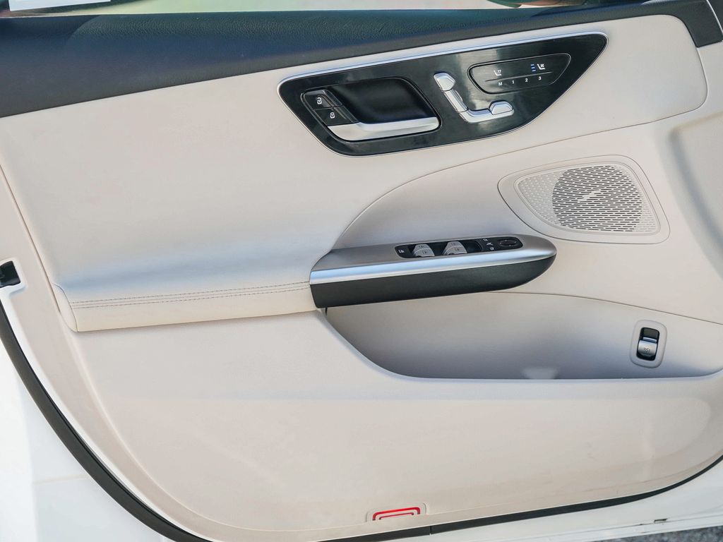 Thumbnail: 2024 Mercedes-Benz C-Class - 23