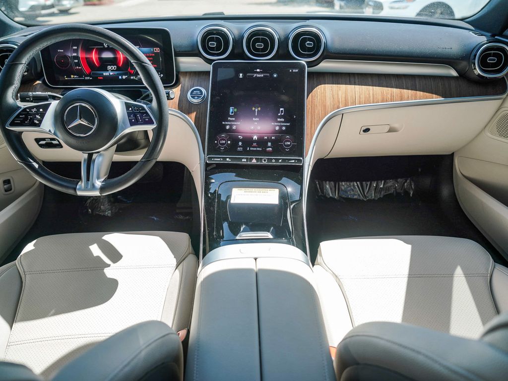 Thumbnail: 2024 Mercedes-Benz C-Class - 2